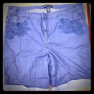 Womens Bermuda Shorts